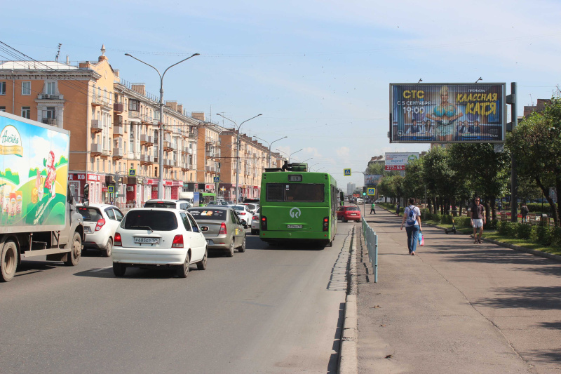 Фотография рекламного носителя, тип: Билборд 3x6, адрес: Красноярский рабочий пр-т., д.89, Красноярск, Красноярский край, Россия. Сторона A1-А3 №593503