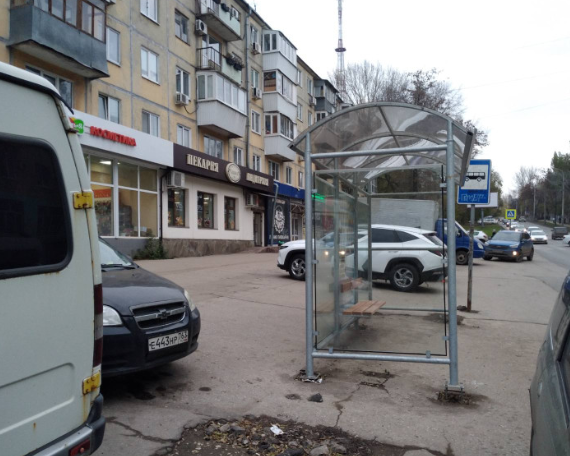 Фотография рекламного носителя, тип: Остановка 1.8x1.2, адрес: Советской Армии ул. Х Ново-Садовая ул., Самара, Самарская область, Россия. Сторона В2 №1080744