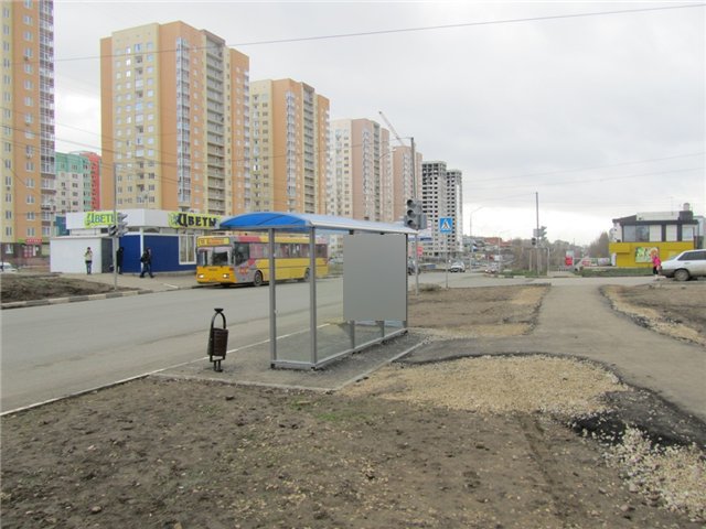 Фотография рекламного носителя, тип: Остановка 1.8x1.2, адрес: Антонова ул., ост. Бардина, Саратов, Саратовская область, Россия. Сторона А №585861