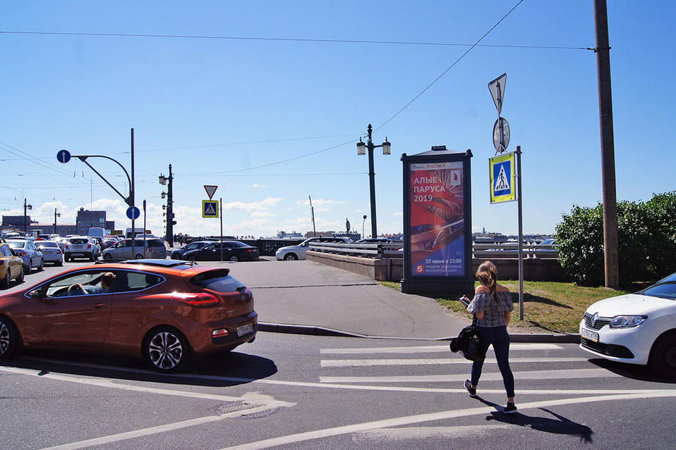 Фотография рекламного носителя, тип: Пиллар 3x1.4, адрес: Пироговская наб., д.1 Х Академика Лебедева ул., Санкт-Петербург, Россия. Сторона А №706963