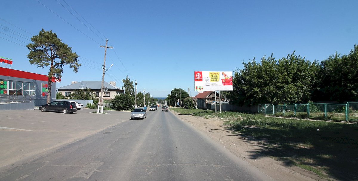 Фотография рекламного носителя, тип: Билборд 3x6, адрес: Коммунистическая ул. Х Революционная ул., Центральная районная больница им. Бржозовского, Хвалынск, Саратовская область, Россия. Сторона А №856338