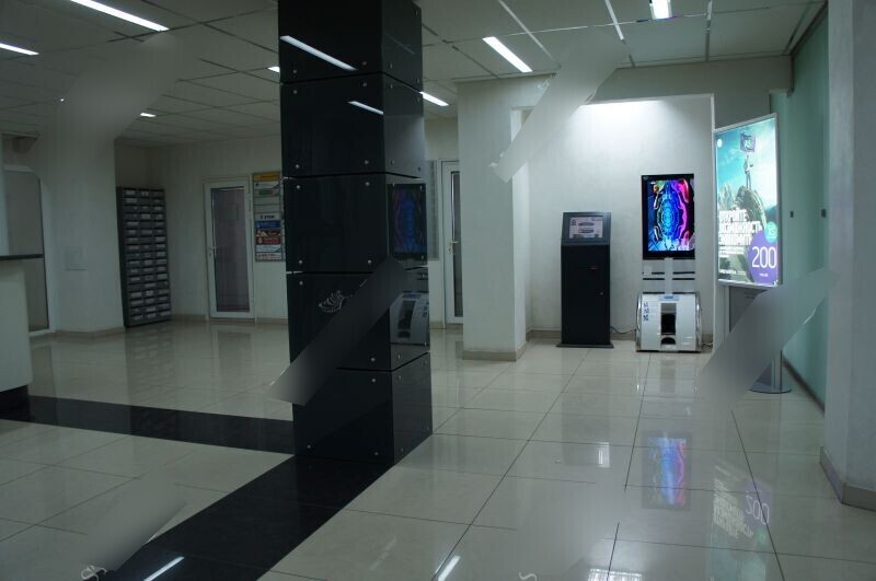 Фотография рекламного носителя, тип: Лайтбокс, адрес: Бизнес-центр «Ленинец», Софийская ул., д.14, кор.B, Санкт-Петербург, Россия. Сторона/вариант №657482