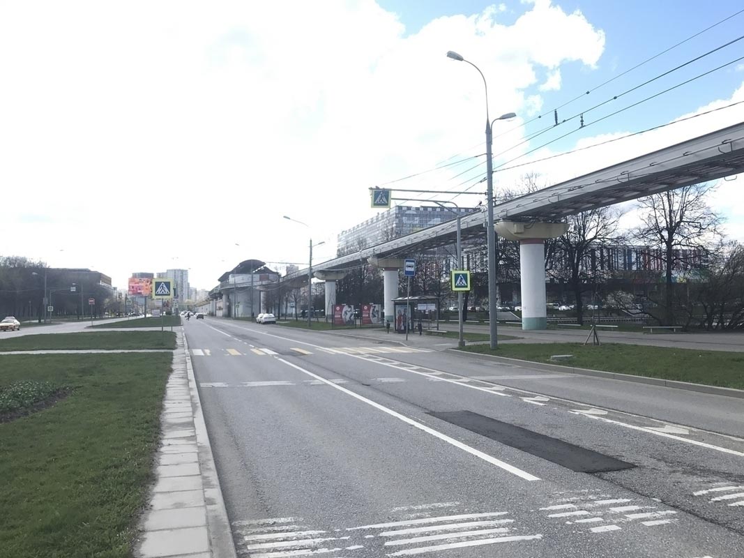 Фотография рекламного носителя, тип: Афиша 1.75x1.8, адрес: Академика Королева ул., ост. "Останкинский пруд", стенд 2, Москва, Россия. Сторона А1 №886490