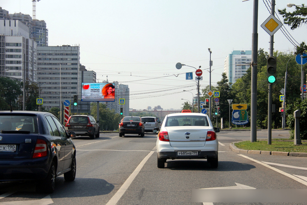 Фотография рекламного носителя, тип: Билборд 3x6, адрес: 60-летия Октября пр-т., д.8А, Москва, Россия. Сторона Аh1-Аh4 №874612