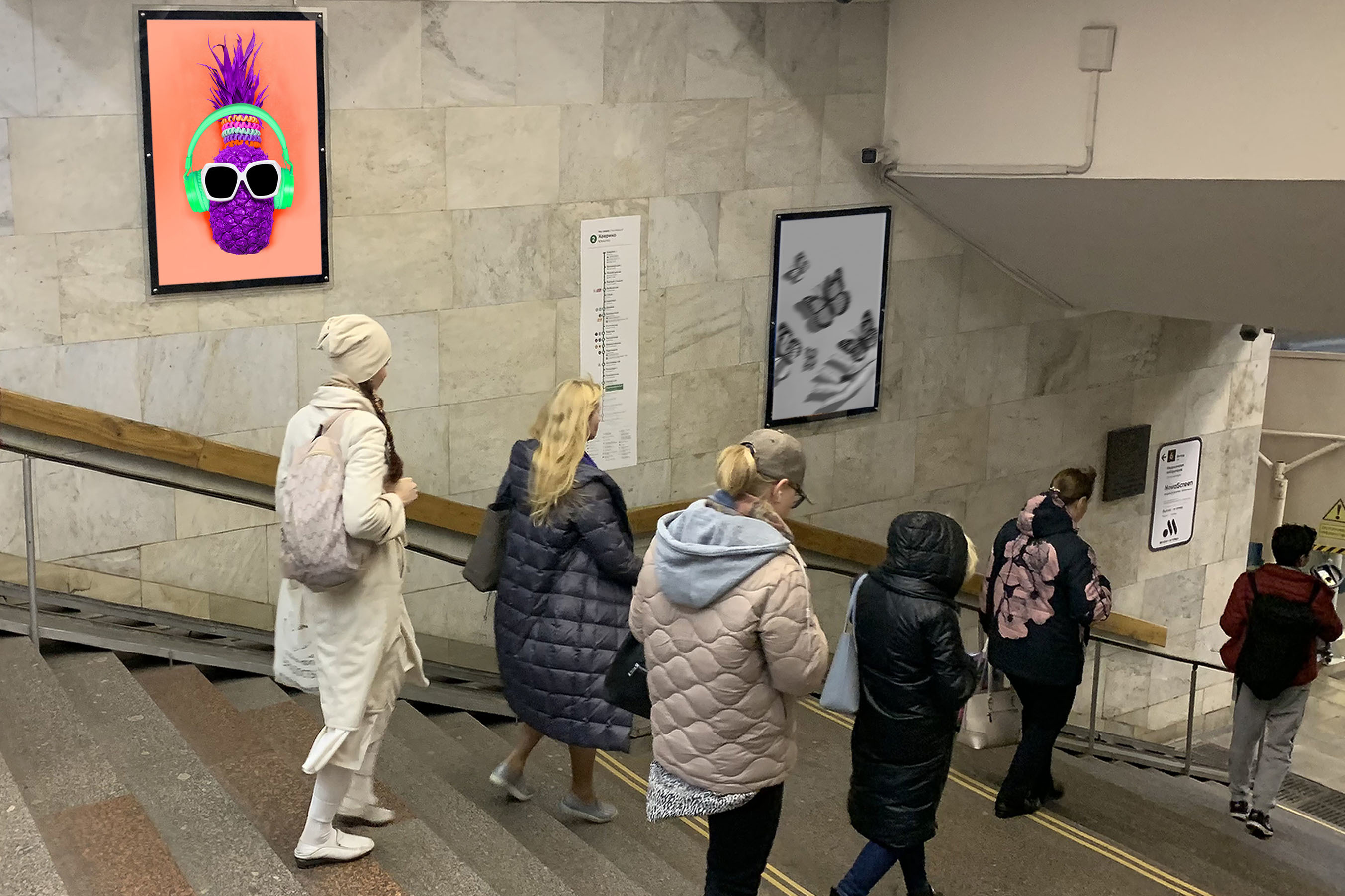 Фотография рекламного носителя, тип: Кристалайт, адрес: Станция метро «Кантемировская», линия Замоскворецкая, Москва, Россия. Сторона/вариант №1001745