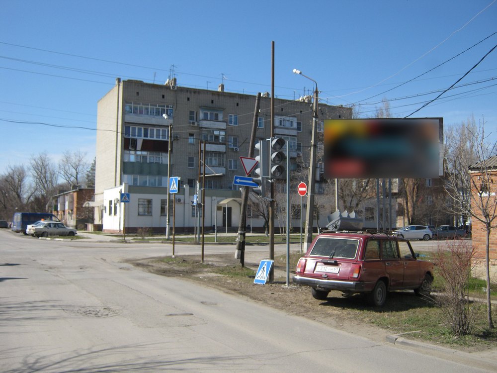 Фотография рекламного носителя, тип: Билборд 3x6, адрес: К. Цеткин ул., д.21 Х Комсомольская ул., Батайск, Ростовская область, Россия. Сторона А №552421