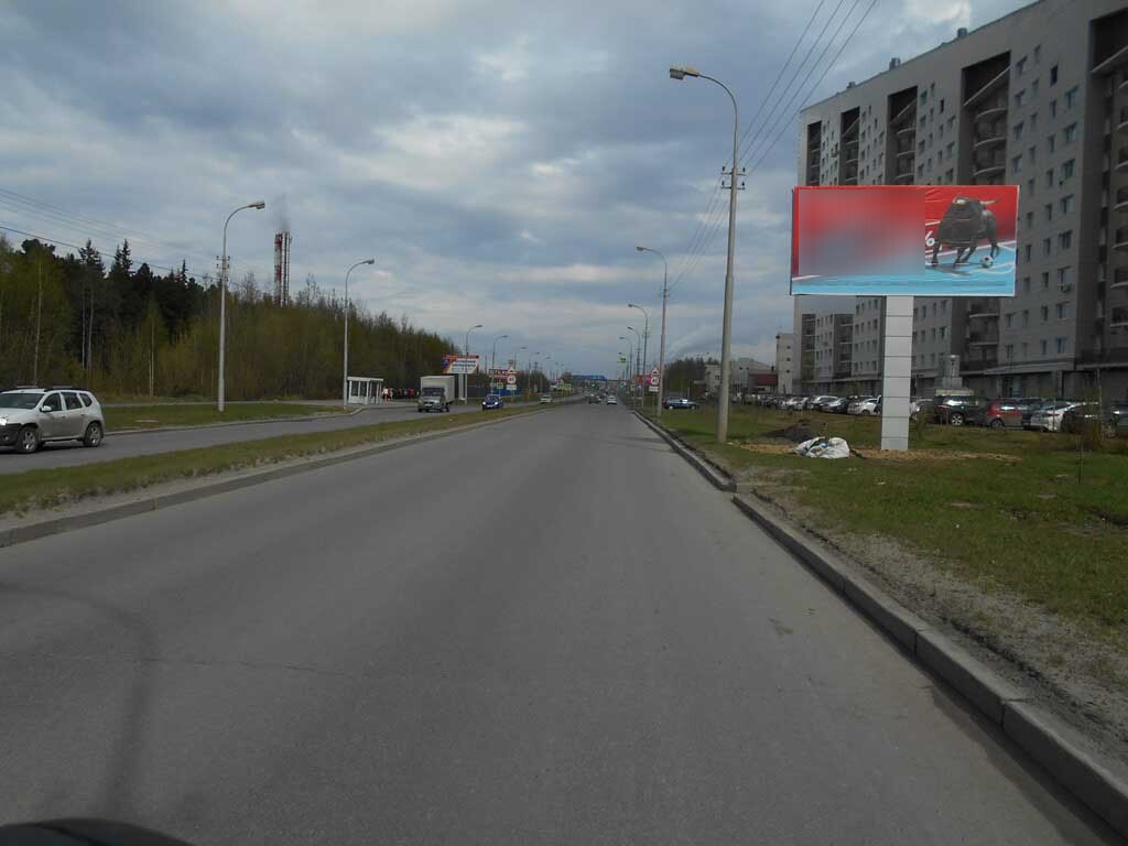 Фотография рекламного носителя, тип: Билборд 3x6, адрес: Крылова ул., д.38, Сургут, Ханты-Мансийский автономный округ – Югра, Россия. Сторона А №959922