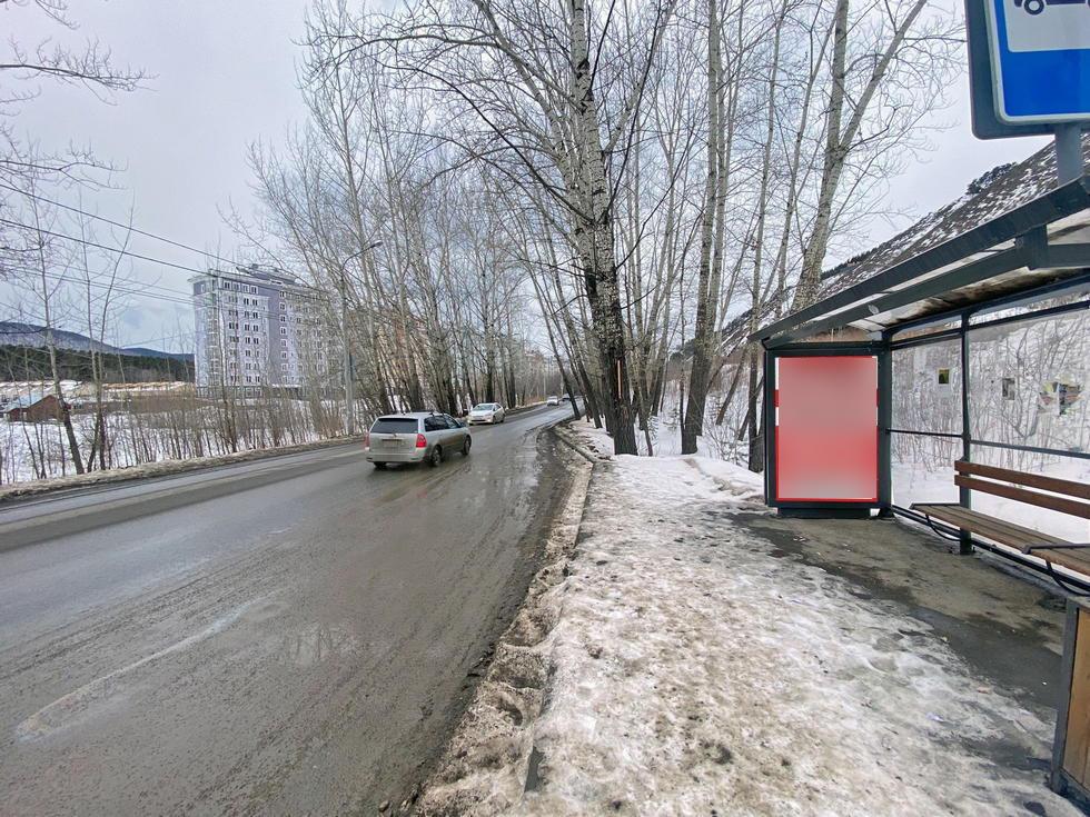 Фотография рекламного носителя, тип: Остановка 1.8x1.2, адрес: Лесная ул., д.169, ост. Сосны, поз.1, Красноярск, Красноярский край, Россия. Сторона А №1029678