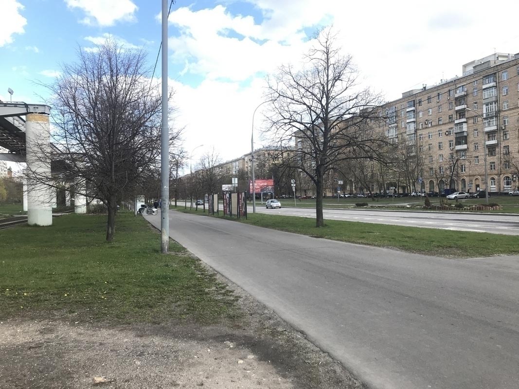 Фотография рекламного носителя, тип: Афиша 1.75x1.8, адрес: Академика Королева ул., ост. "Аргуновская улица", стенд 5, Москва, Россия. Сторона А2 №886489