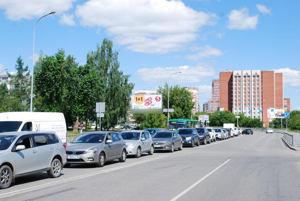Фотография рекламного носителя, тип: Билборд 3x6, адрес: Готвальда ул., д.3 X Плеханова ул., Екатеринбург, Свердловская область, Россия. Сторона Б №652150