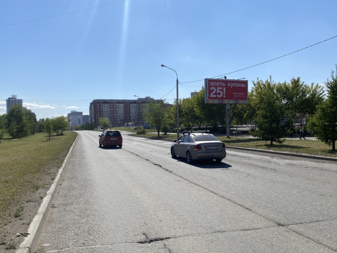 Фотография рекламного носителя, тип: Билборд 3x6, адрес: Алексеева ул., д.10а, стр.1, Красноярск, Красноярский край, Россия. Сторона А №758073