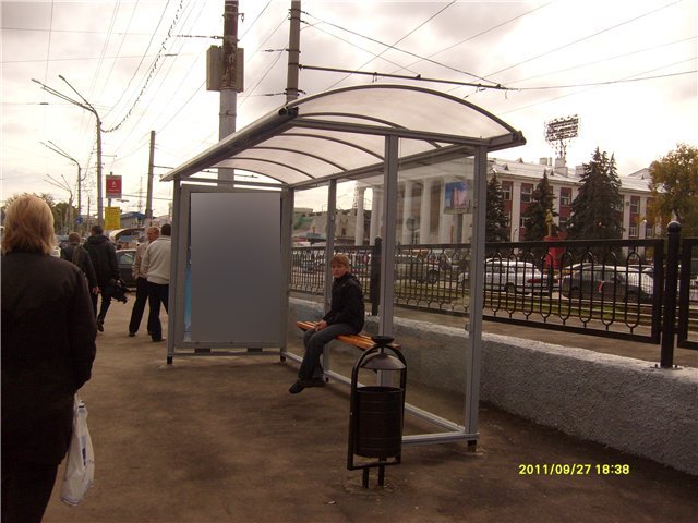 Фотография рекламного носителя, тип: Остановка 1.8x1.2, адрес: 3-я Дачная ул., ост. трамв. №3, в центр, Саратов, Саратовская область, Россия. Сторона А №585795