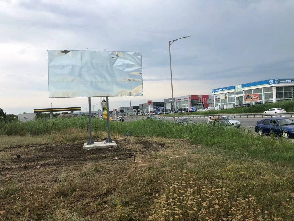 Фотография рекламного носителя, тип: Билборд 3x6, адрес: М-29 Кавказ а/д, 348 000м, Аэропорт, справа, Минеральные Воды, Ставропольский край, Россия. Сторона В №1096986