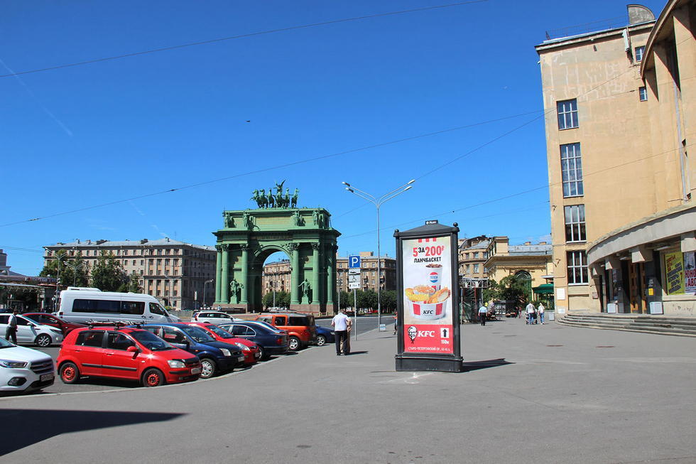 Фотография рекламного носителя, тип: Пиллар 3x1.4, адрес: Стачек пл., д.4, Санкт-Петербург, Россия. Сторона А №724818