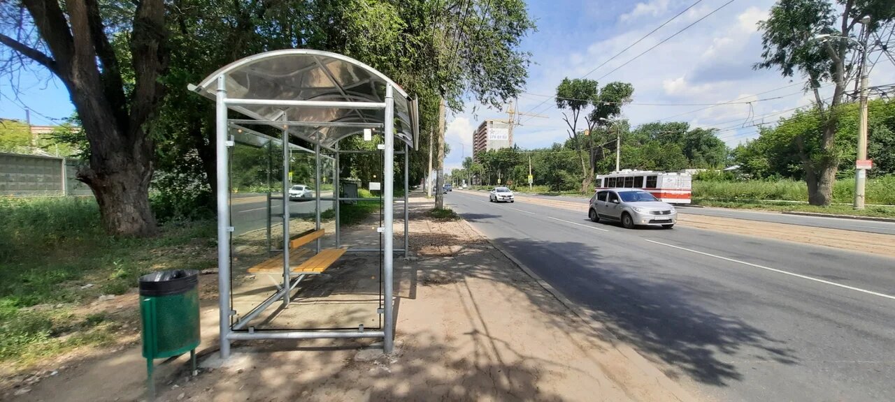 Фотография рекламного носителя, тип: Остановка 1.8x1.2, адрес: Кирова пр-т. Х Береговая ул., Самара, Самарская область, Россия. Сторона B2 №828601