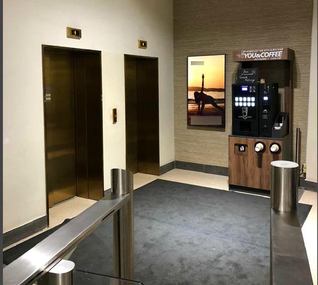 Фотография рекламного носителя, тип: Видеоэкран, адрес: Бизнес-центр «Линкор», Авиаконструктора Микояна ул., д.12, Москва, Россия. Сторона/вариант A №975648