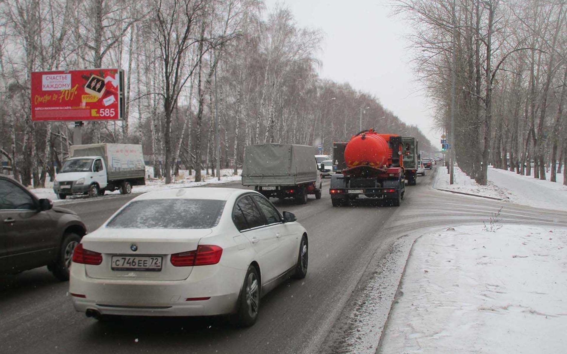 Фотография рекламного носителя, тип: Билборд 3x6, адрес: 50 лет ВЛКСМ ул., д.89, Тюмень, Тюменская область, Россия. Сторона Б №529552