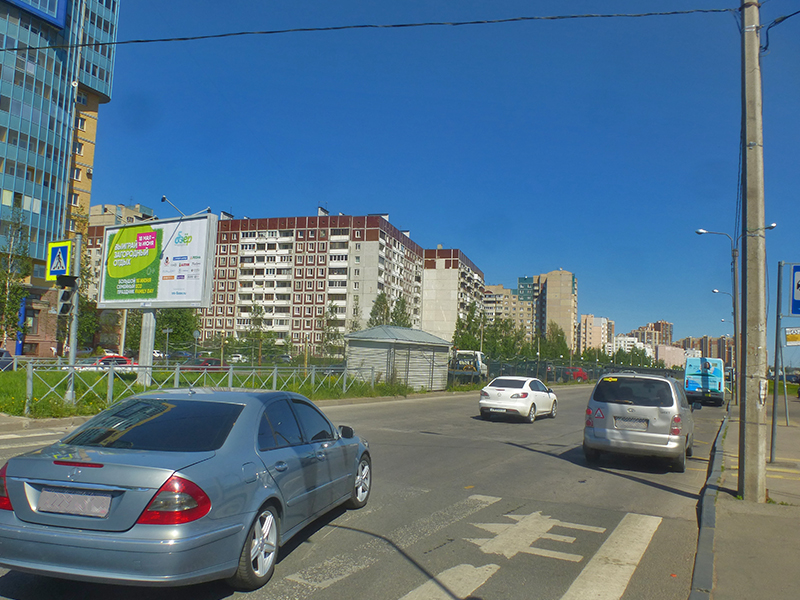 Фотография рекламного носителя, тип: Билборд 3x6, адрес: Шуваловский пр-т., д.63, корп.1 Х Планерная ул., Санкт-Петербург, Россия. Сторона А1 №639164