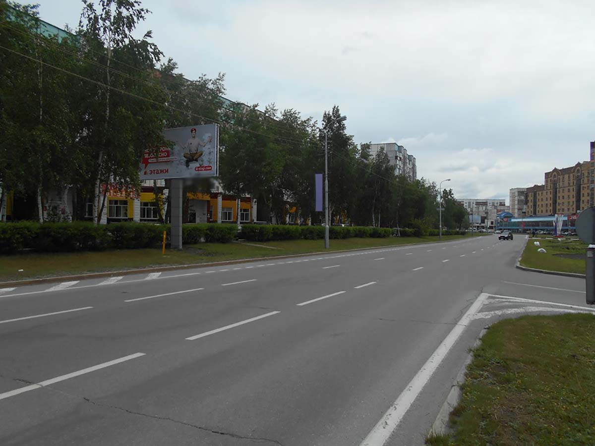 Фотография рекламного носителя, тип: Билборд 3x6, адрес: Ленина пр-т., д.52, Сургут, Ханты-Мансийский автономный округ – Югра, Россия. Сторона Б №440278