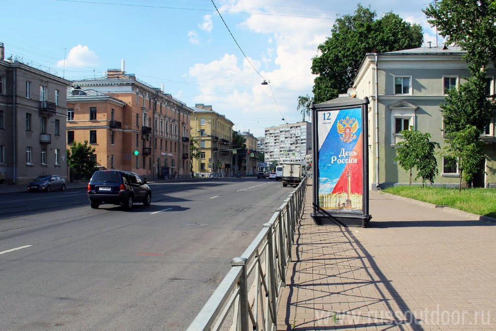 Фотография рекламного носителя, тип: Пиллар 3x1.4, адрес: Среднеохтинский пр-т., д.39, Санкт-Петербург, Россия. Сторона А №633552