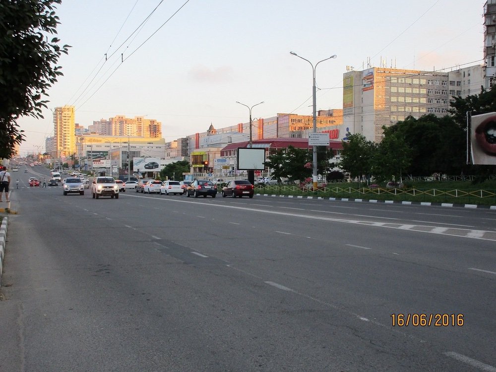 Фотография рекламного носителя, тип: Ситиборд 2.7x3.7, адрес: Дзержинского пр-т., д.209 Х Волгоградская ул., Новороссийск, Краснодарский край, Россия. Сторона А1-А5 №714624