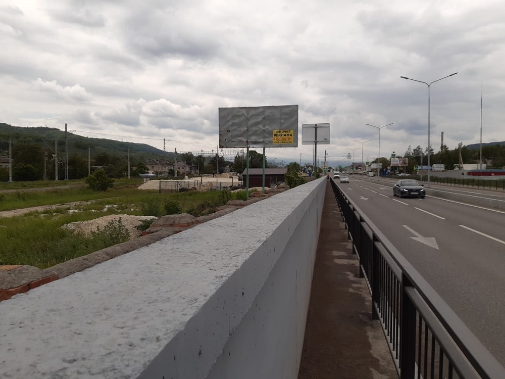 Фотография рекламного носителя, тип: Билборд 3x6, адрес: а/д Минеральные воды - Кисловодск 42 280м, Кисловодск, Ставропольский край, Россия. Сторона B №1054089