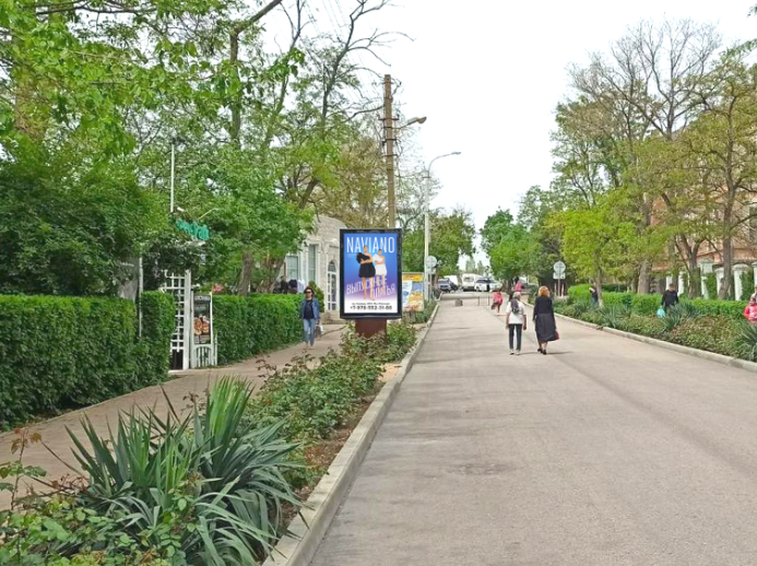 Фотография рекламного носителя, тип: Ситиформат 1.8x1.2, адрес: Генерала Горбачева ул.7, поз.1, Феодосия, Республика Крым, Россия. Сторона В №1081145