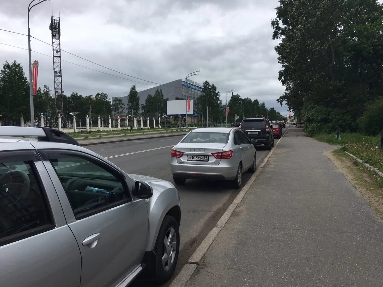 Фотография рекламного носителя, тип: Билборд 3x6, адрес: Троицкий пр-т. Х Логинова ул., Архангельск, Архангельская область, Россия. Сторона B №765954