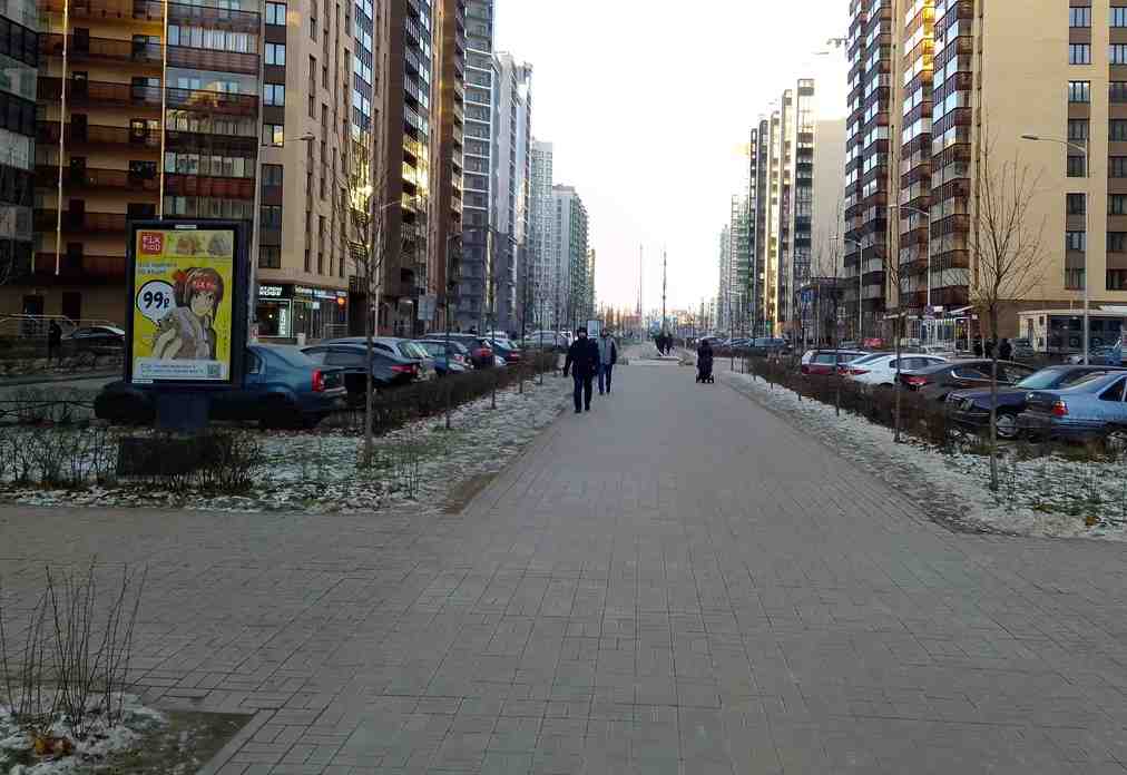 Фотография рекламного носителя, тип: Ситиформат 1.8x1.2, адрес: Мурино пос., Менделеева б-р., д.7 корп.2, поз.1, Ленинградская область, Россия. Сторона Б №1047079