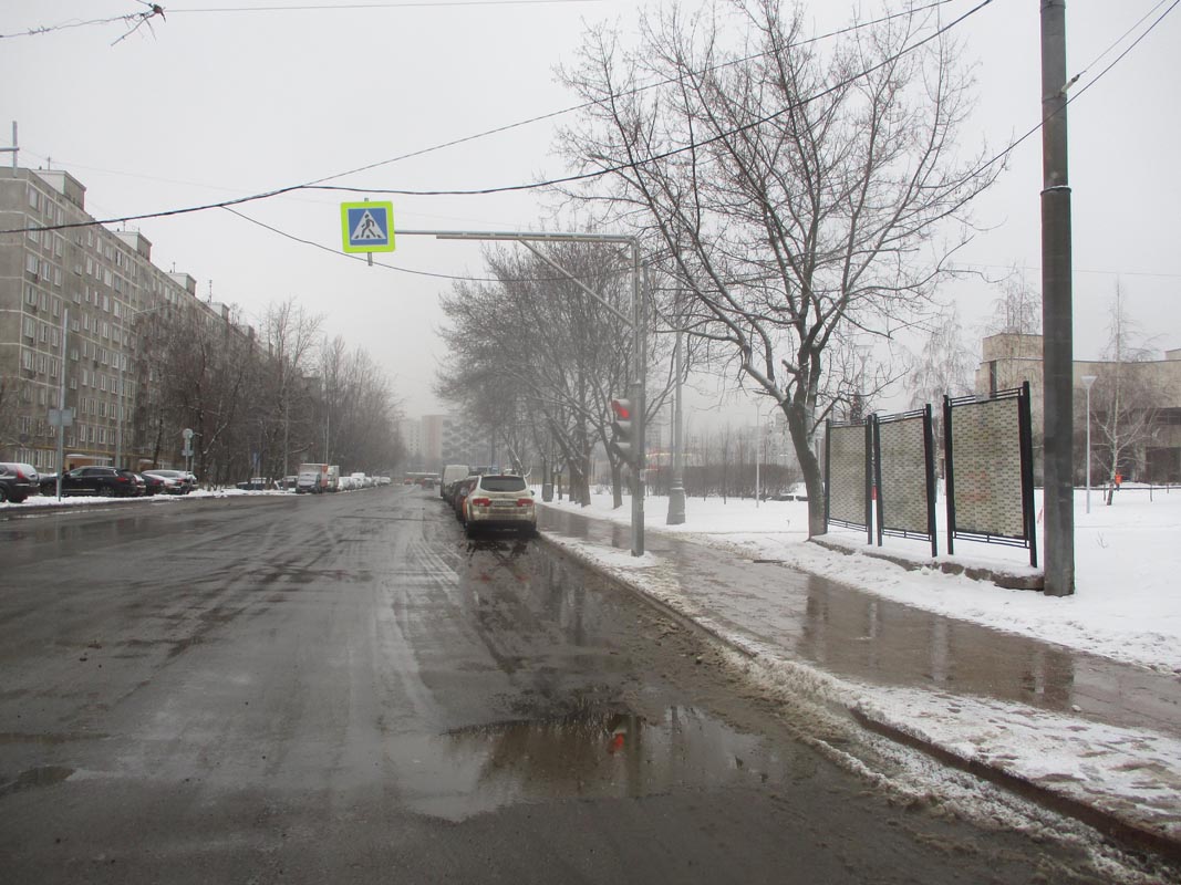 Фотография рекламного носителя, тип: Афиша 1.75x1.8, адрес: Ферганская ул., д.23, стенд 1, Москва, Россия. Сторона А1 №866574