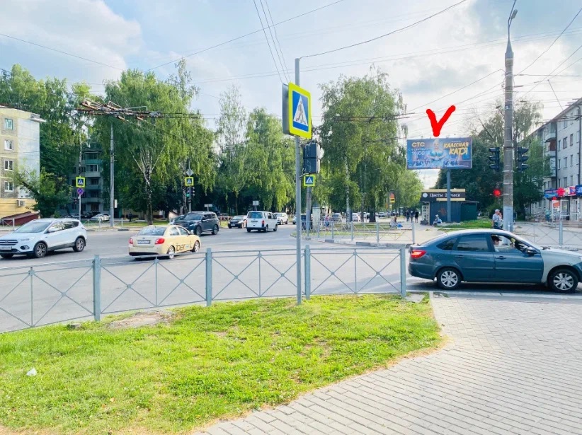 Фотография рекламного носителя, тип: Билборд 3x6, адрес: Крахмалева ул. X Костычева ул., Брянск, Брянская область, Россия. Сторона A №1068485