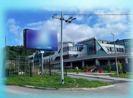 Фотография рекламного носителя, тип: Билборд 3x6, адрес: Горького ул., Дворец спорта Кристалл, Южно-Сахалинск, Сахалинская область, Россия. Сторона A1-А10 №607036