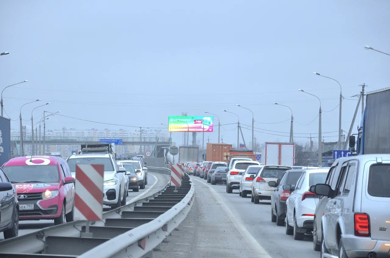 Фотография рекламного носителя, тип: Суперсайт 5x15, адрес: Андреевская ул., д.4/1, Краснодар, Краснодарский край, Россия. Сторона A5 №957705
