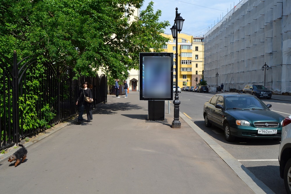 Фотография рекламного носителя, тип: Ситиформат 1.8x1.2, адрес: Бахрушина ул., д.,4 стр.1, Москва, Россия. Сторона B №1055731