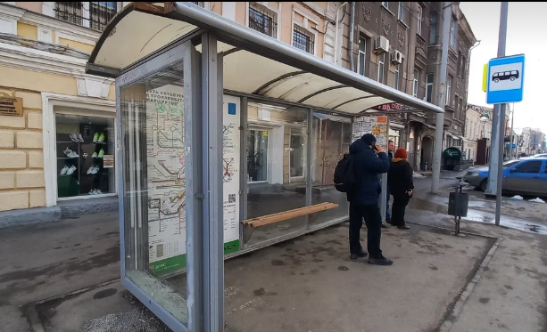 Фотография рекламного носителя, тип: Остановка 1.8x1.2, адрес: Московская ул., ост. Горького, поз.1, Саратов, Саратовская область, Россия. Сторона Б №585347