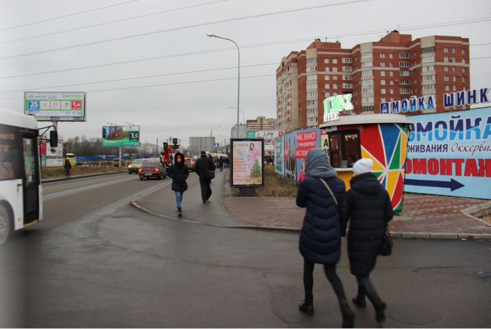 Фотография рекламного носителя, тип: Ситиформат 1.8x1.2, адрес: Ленинградская ул., за ж/д переездом, поз.2, Кудрово, Ленинградская область, Россия. Сторона A №717333