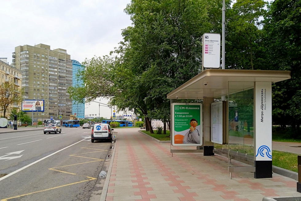 Фотография рекламного носителя, тип: Остановка 1.8x1.2, адрес: Василевского Маршала ул., Метро "Щукинская", Москва, Россия. Сторона А №938945