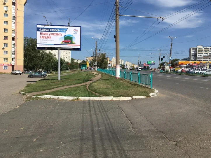 Фотография рекламного носителя, тип: Билборд 3x6, адрес: Косарева ул., д.13/2, Саранск, Республика Мордовия, Россия. Сторона Б №1028385