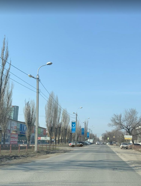 Фотография рекламного носителя, тип: Панель-кронштейн, адрес: Козловская ул., поз.3, Волгоград, Волгоградская область, Россия. Сторона А №1097034