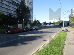 Фотография рекламного носителя, тип: Афиша 1.75x1.8, адрес: Северное Чертаново мкр., д.4, корп.409, напр., стенд 2, Москва, Россия. Сторона А1 №873725