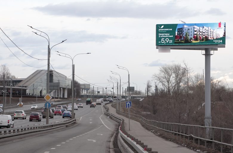 Фотография рекламного носителя, тип: Суперсайт 5x15, адрес: Волоколамское ш., 18 000м, Красногорск, Московская область, Россия. Сторона A1-A10 №974632