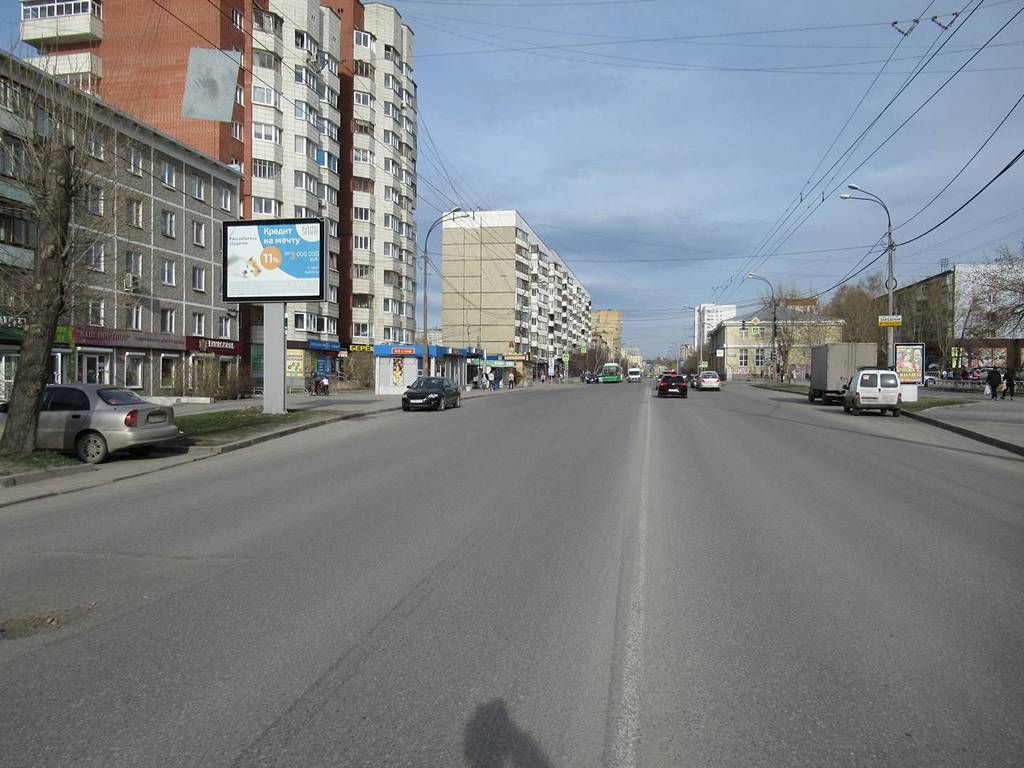 Фотография рекламного носителя, тип: Ситиборд 2.7x3.7, адрес: Крауля ул., д.70 Х Заводская ул., Екатеринбург, Свердловская область, Россия. Сторона B №790567