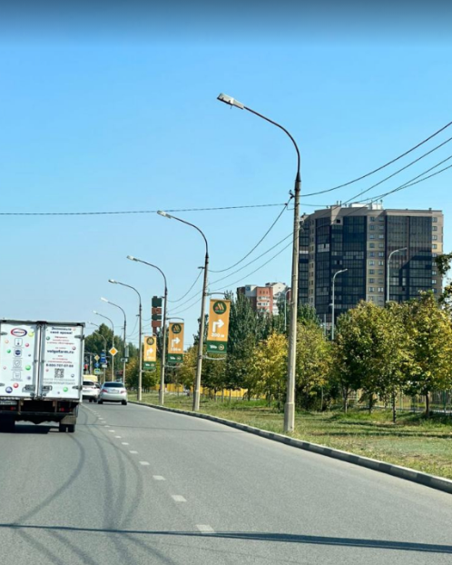 Фотография рекламного носителя, тип: Панель-кронштейн, адрес: Александрова ул., поз.1, Волжский, Волгоградская область, Россия. Сторона А №1097357