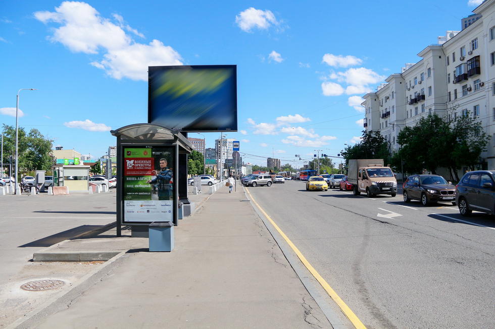Фотография рекламного носителя, тип: Остановка 1.8x1.2, адрес: Рогожский вал, ост. Библиотечная ул., поз.2, Москва, Россия. Сторона Б №334238