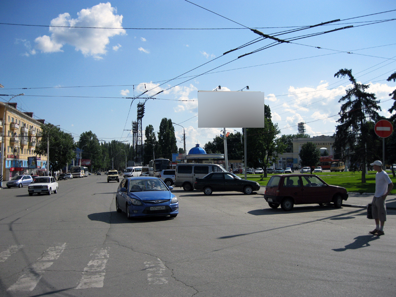 Фотография рекламного носителя, тип: Билборд 3x6, адрес: Привокзальная пл., Саратов, Саратовская область, Россия. Сторона A №418425