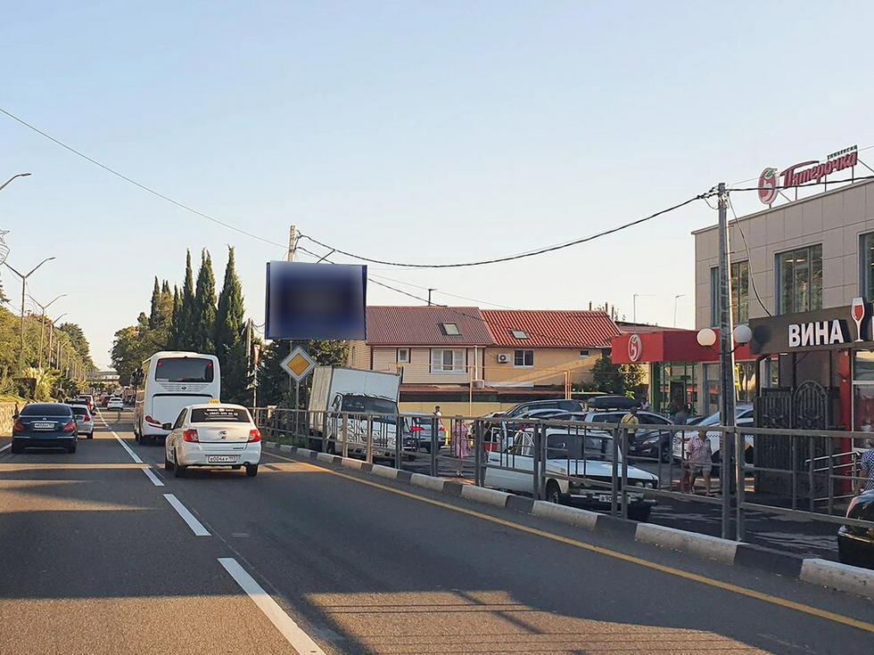 Фотография рекламного носителя, тип: Ситиборд 2.7x3.7, адрес: Ленина ул., д.207, Адлер, Краснодарский край, Россия. Сторона A1-А10 №1005494