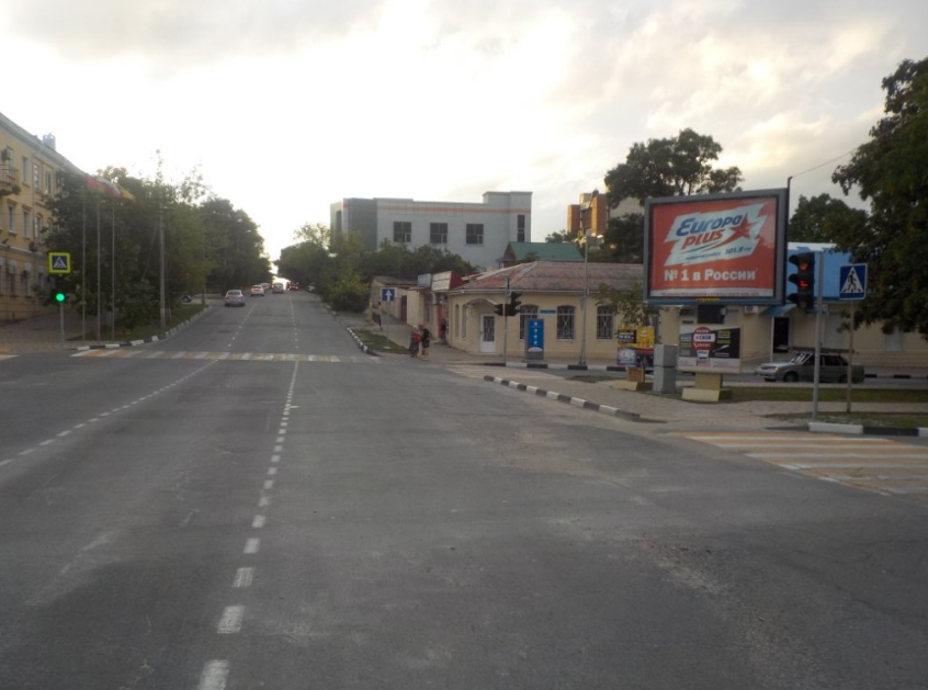 Фотография рекламного носителя, тип: Ситиборд 2.7x3.7, адрес: Новороссийской Республики ул., д.21 Х Энгельса ул., Новороссийск, Краснодарский край, Россия. Сторона А1-А4 №587764