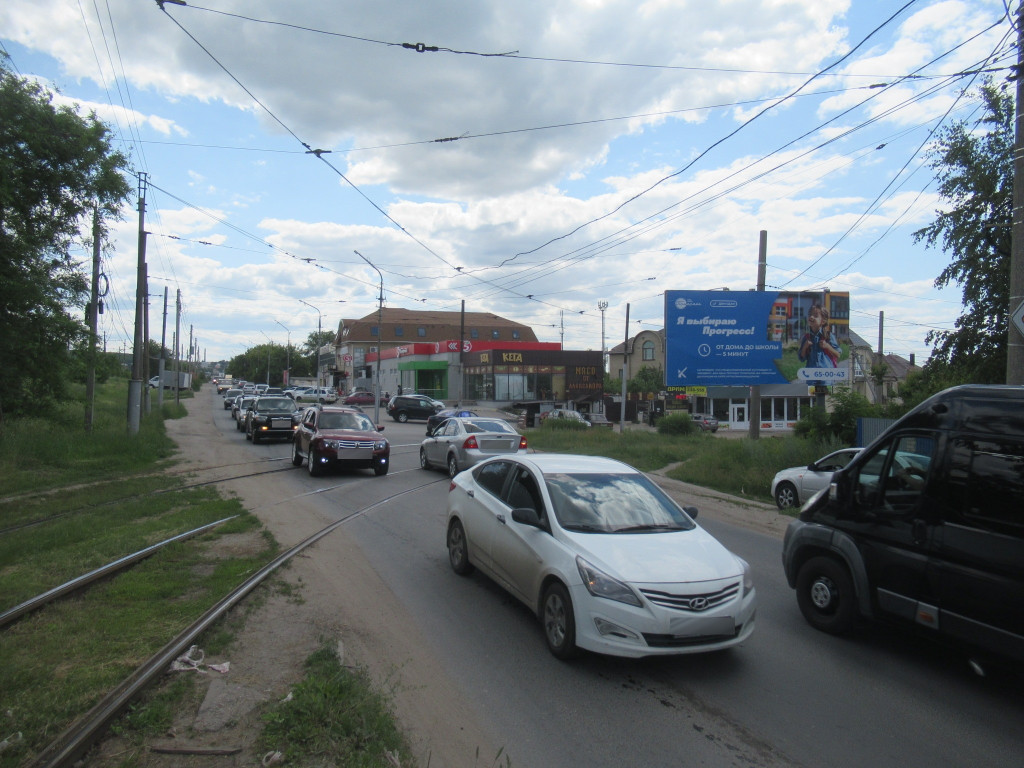 Фотография рекламного носителя, тип: Билборд 3x6, адрес: Гвардейская ул., д.84/2, Саратов, Саратовская область, Россия. Сторона А №819265