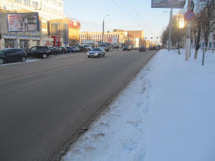 Фотография рекламного носителя, тип: Билборд 3x6, адрес: Воровского ул., д.43, Киров, Кировская область, Россия. Сторона B1-B3 №804937
