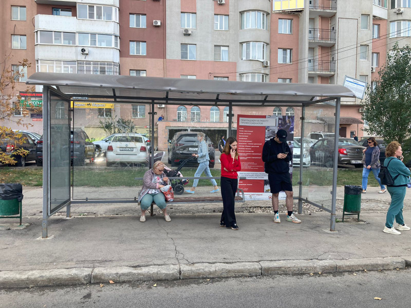 Фотография рекламного носителя, тип: Остановка 1.8x1.2, адрес: Кирова пр-т., ост. Онкоцентр, Самара, Самарская область, Россия. Сторона A1 №975420